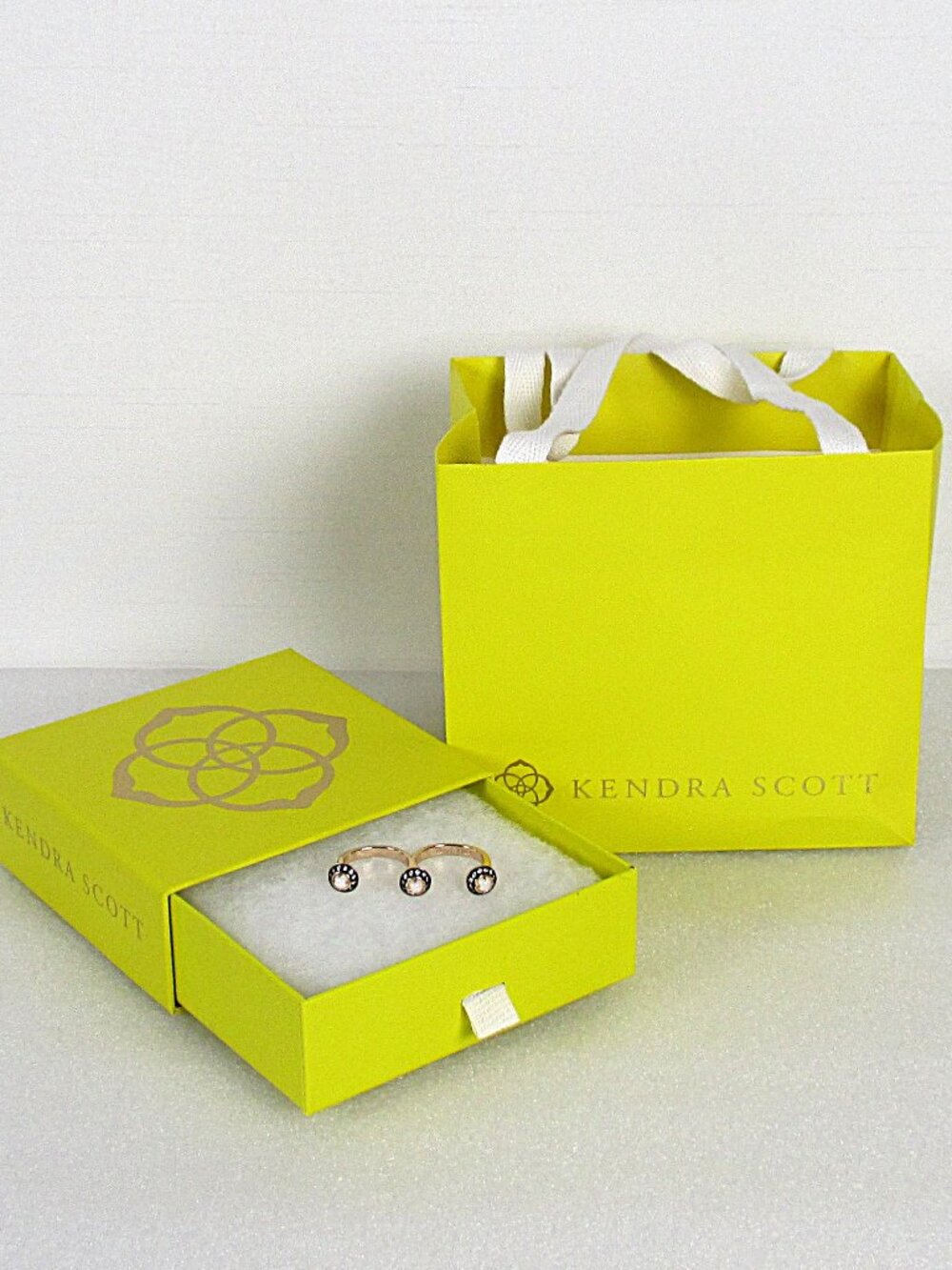 KENDRA SCOTT DOUBLE RING - Picture 2 of 16